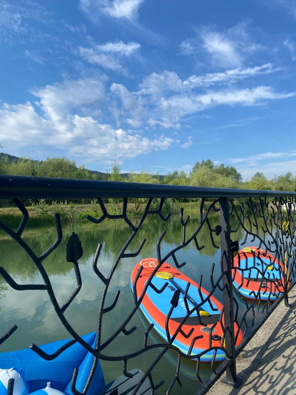 Moonlake Chalet Gainesti Εξωτερικό φωτογραφία