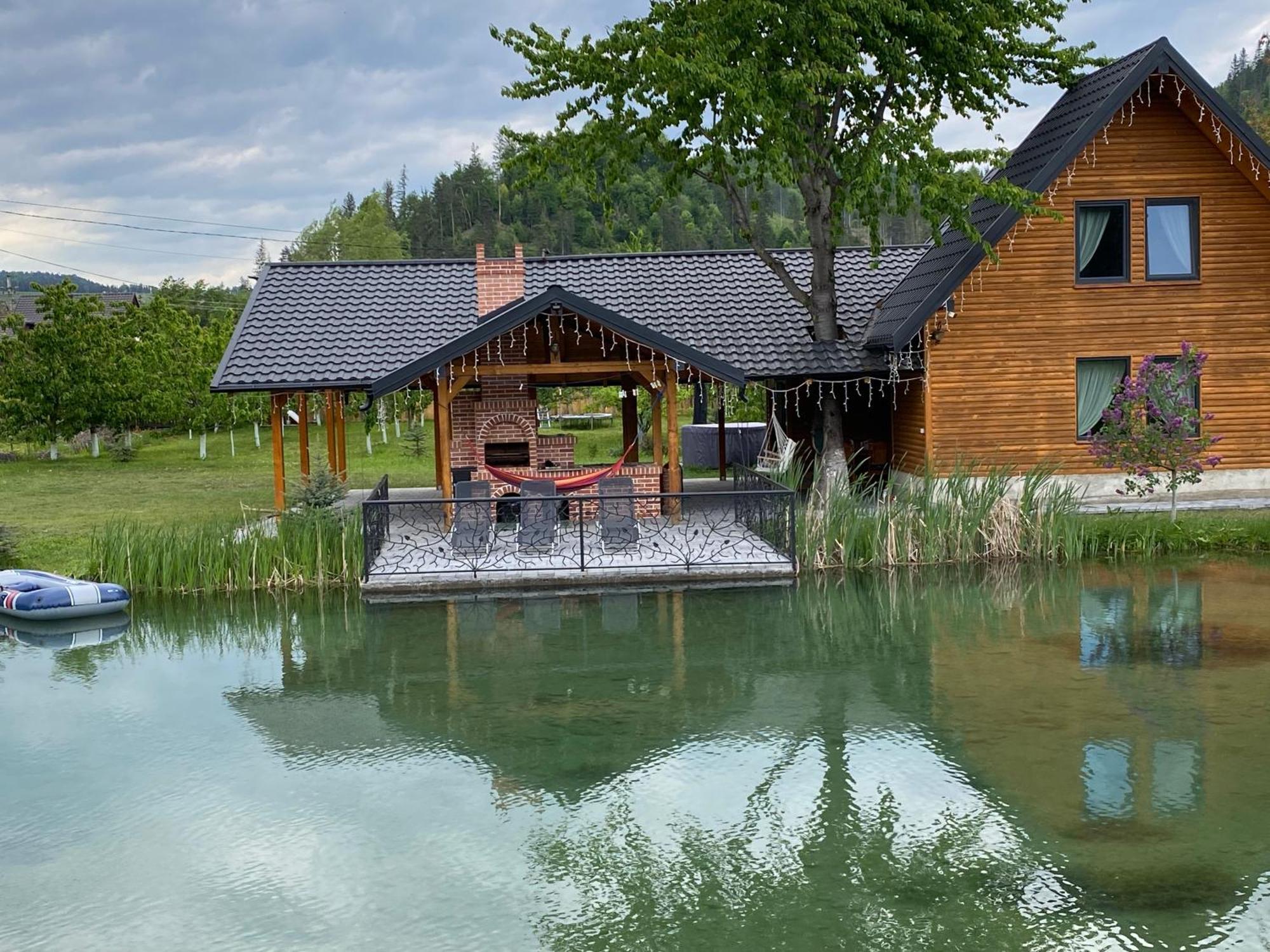 Moonlake Chalet Gainesti Εξωτερικό φωτογραφία