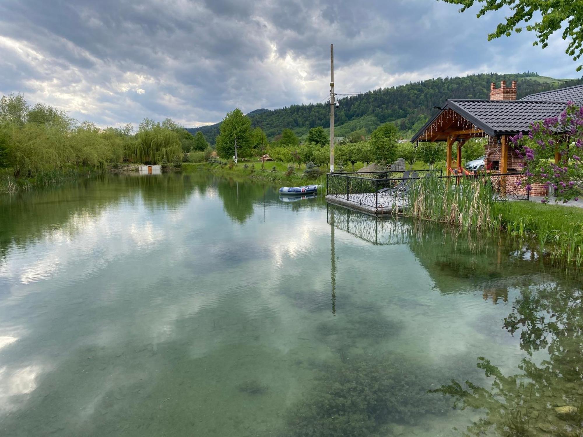 Moonlake Chalet Gainesti Εξωτερικό φωτογραφία